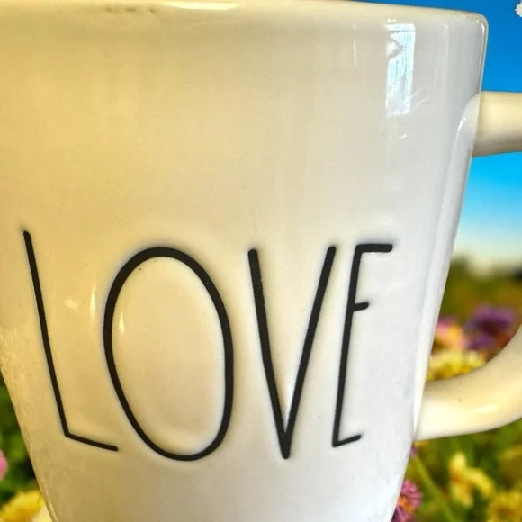 NWOT Limited Edition Collectible Rae Dunn LOVE Mug Red Interior Rare Gift Idea - Picture 6 of 13